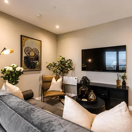 アパート Skyline Views - 2 Bed Flat リーズ