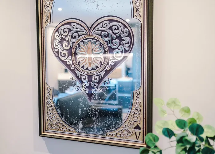 Апартаменти Skyline Views - 2 Bed Flat Лідс